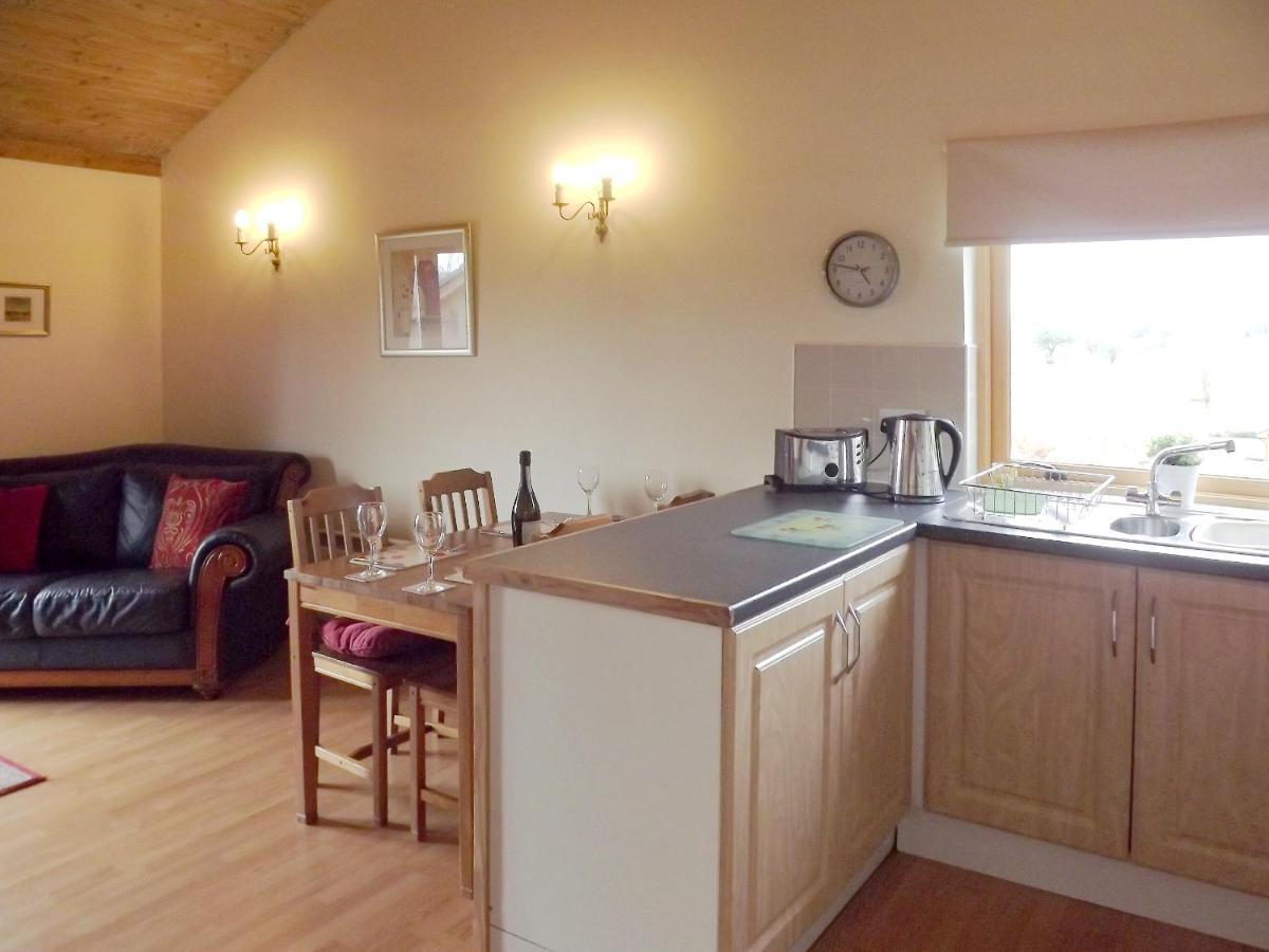 Ben Alder Lodge Milton of Campsie Buitenkant foto